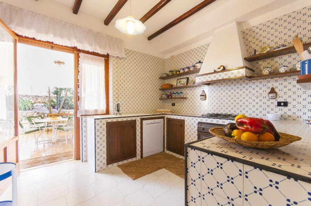 Holiday Home Cala Bianca Castellammare del Golfo Rum bild